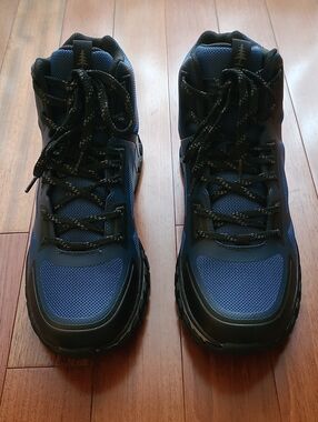 Men's Bass Outdoor Blue and Black Athletic Hiking Shoes